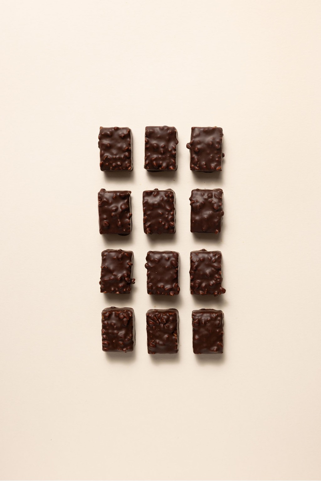 Coffret Rochers Noir - 12 pièces